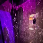 Yetişkin Oteli Jacuzzi *