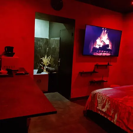 Jacuzzi Yetişkin Oteli