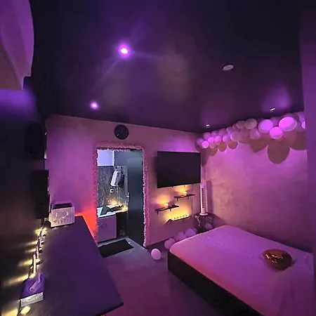 Jacuzzi Liefdeshotel *