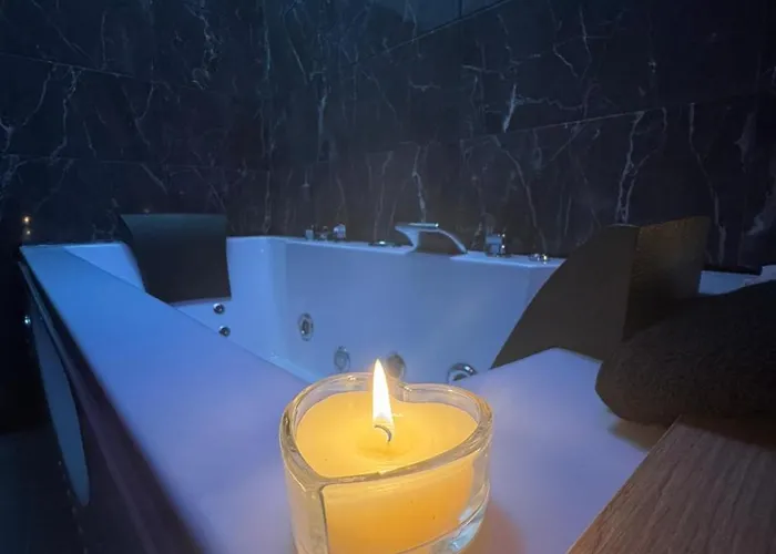 Romantiskt hotell Jacuzzi *