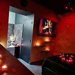 Jacuzzi * ליון