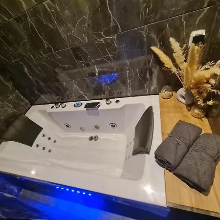 Jacuzzi Hodinový hotel Lyon