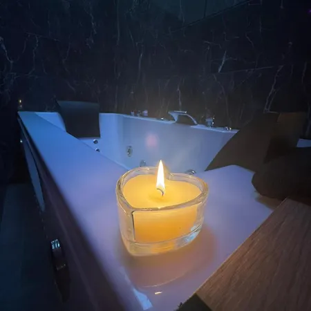 Jacuzzi * リヨン