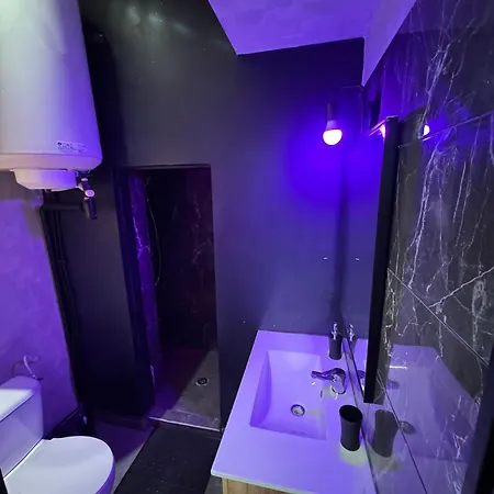 Отель для свиданий Jacuzzi Лион